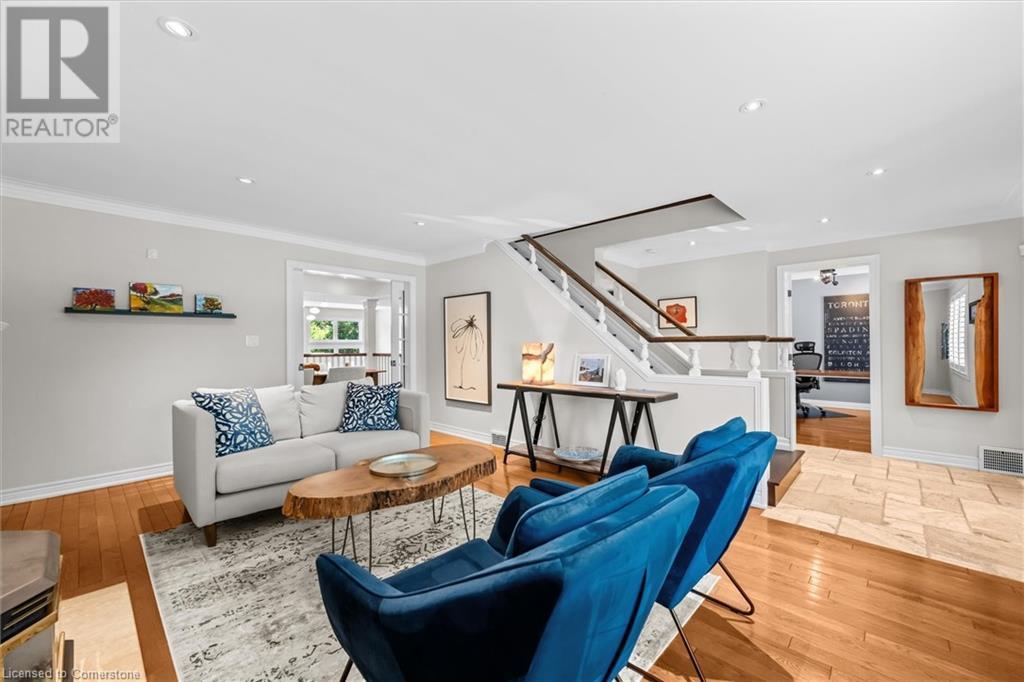 Photo 9 of 373 Torrance Street, Burlington ON