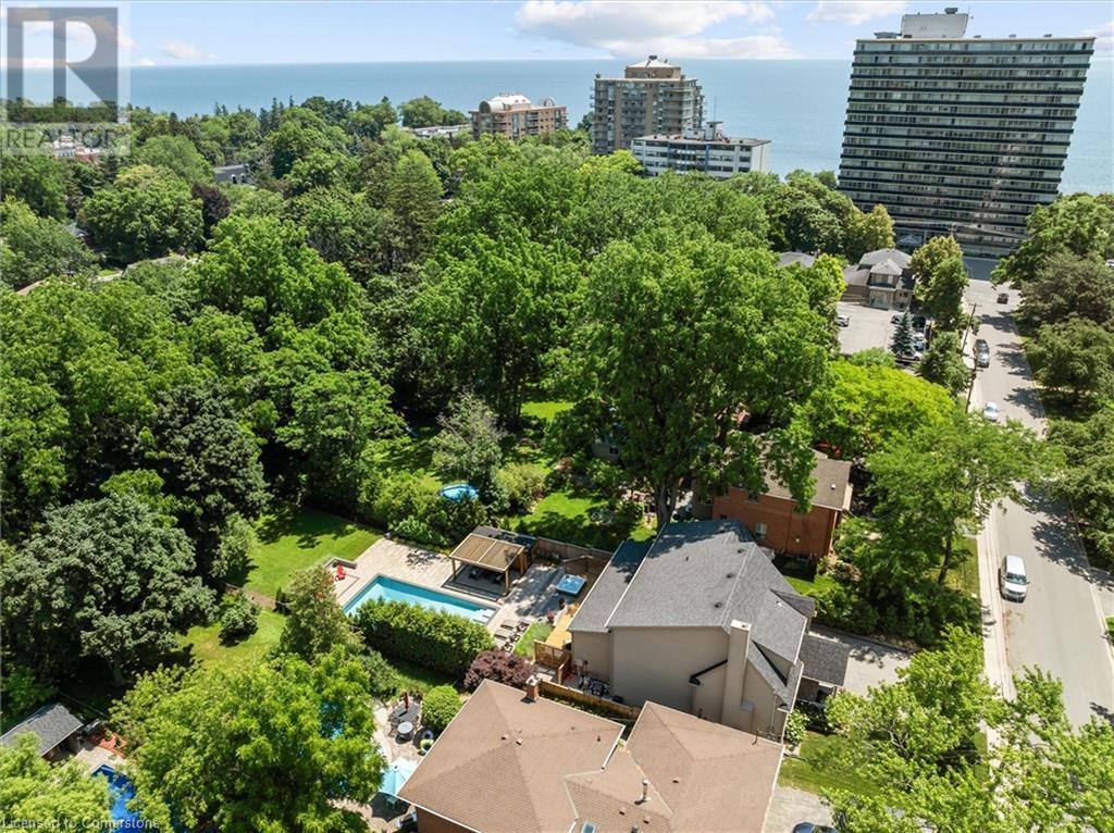 Photo 35 of 373 Torrance Street, Burlington ON