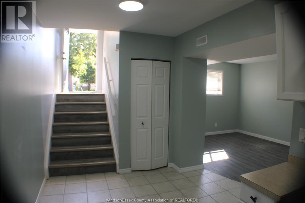 Photo 4 of 1231 High Street, Windsor ON