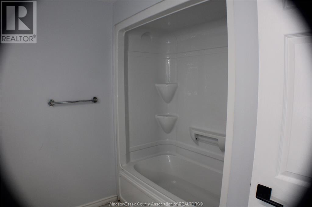 Photo 13 of 1231 High Street, Windsor ON
