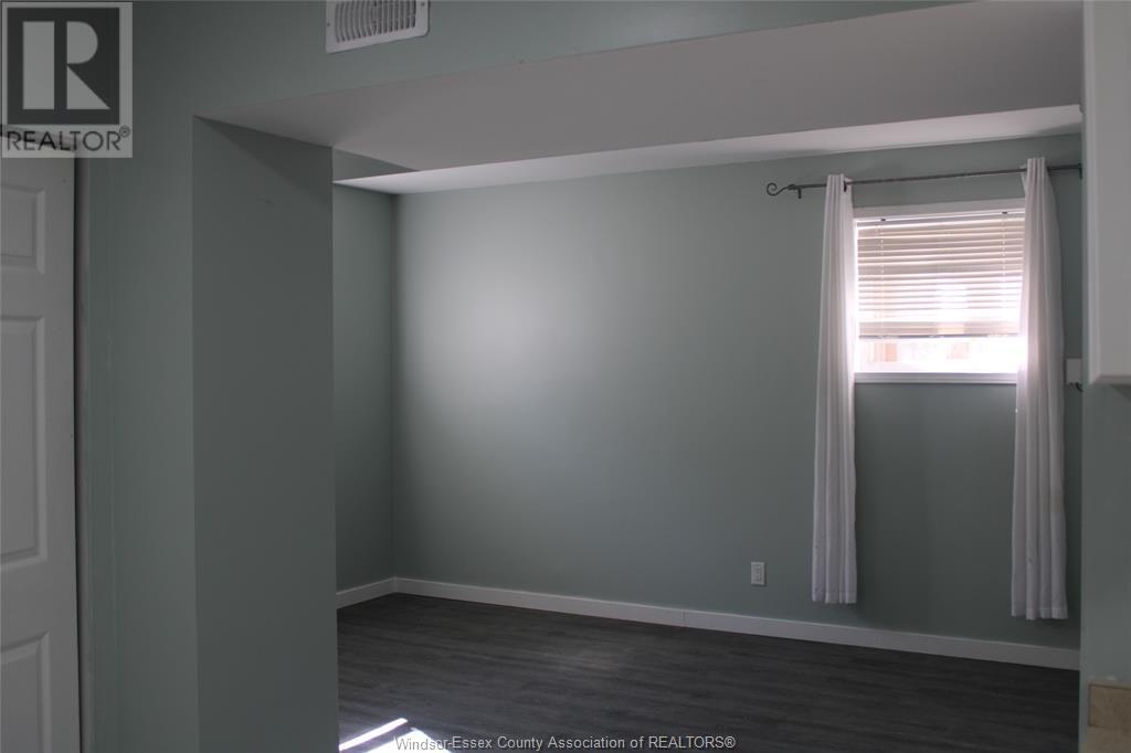 Photo 9 of 1231 High Street, Windsor ON