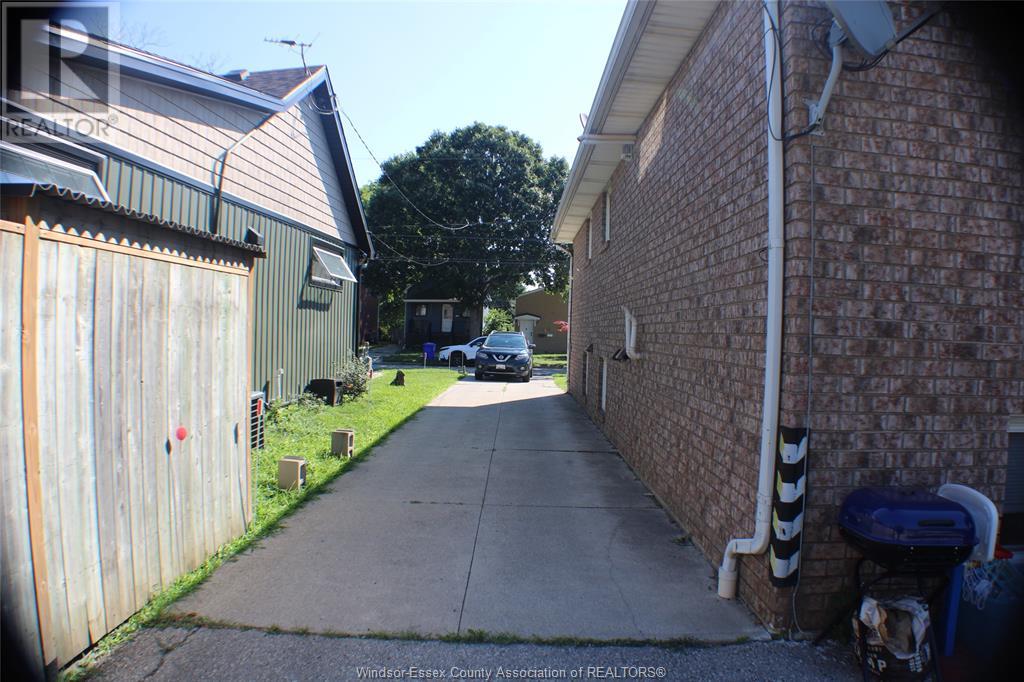 Photo 22 of 1231 High Street, Windsor ON