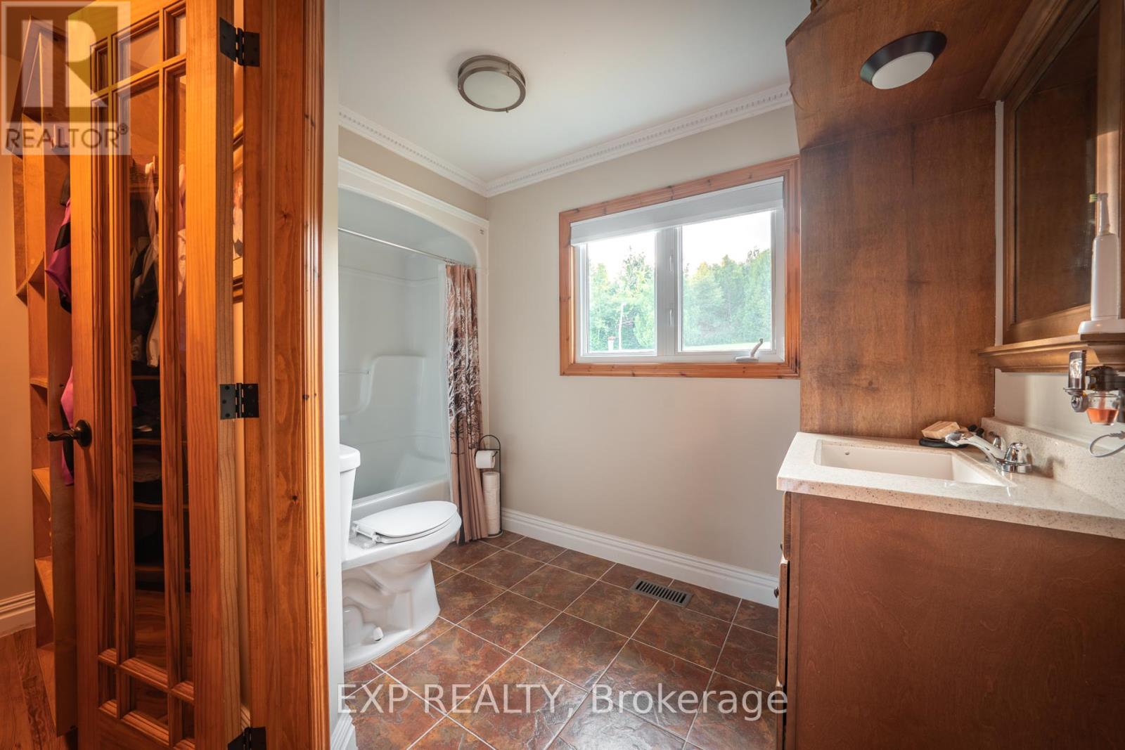Photo 43 of 10040 Danforth Road, Alnwick Haldimand ON