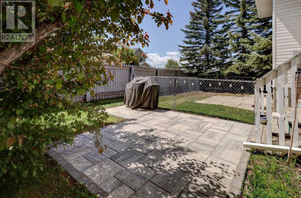 Photo 25 of 112 Martin Crossing Court Ne, Calgary AB