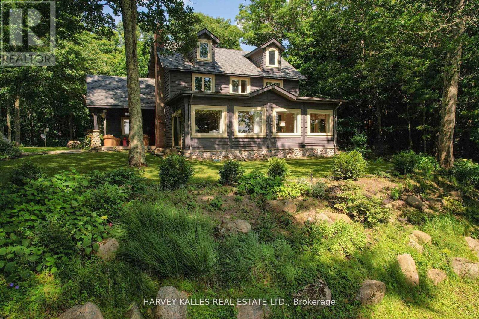 Photo 3 of Unit 2 2045 Muskoka Rd 118 W, Muskoka Lakes ON