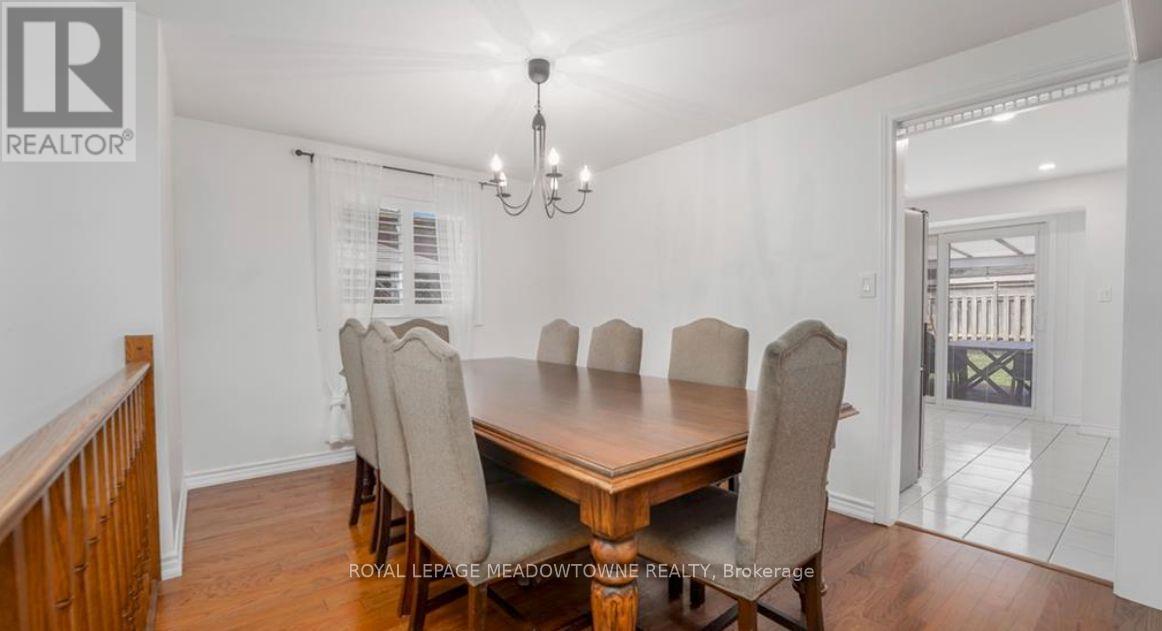 Photo 9 of 47 Ruffian Road, Brantford ON