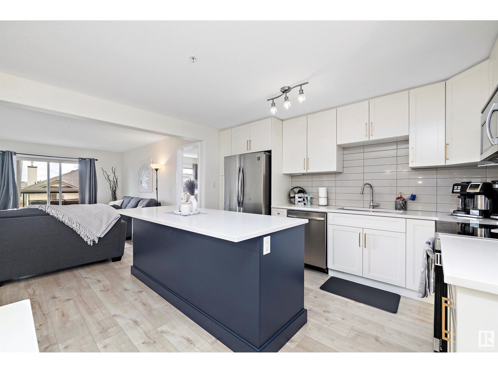 Photo 9 of 341 11505 Ellerslie Rd Sw, Edmonton AB