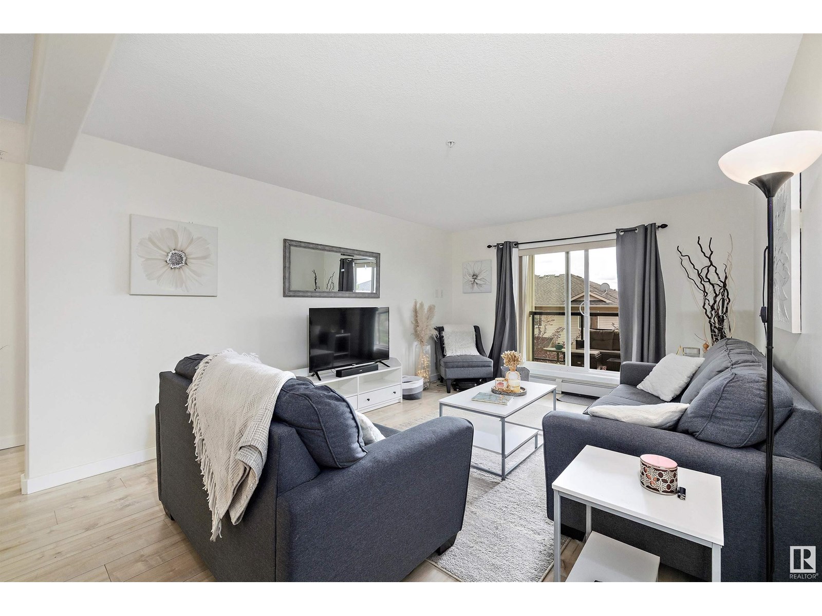 Photo 14 of 341 11505 Ellerslie Rd Sw, Edmonton AB