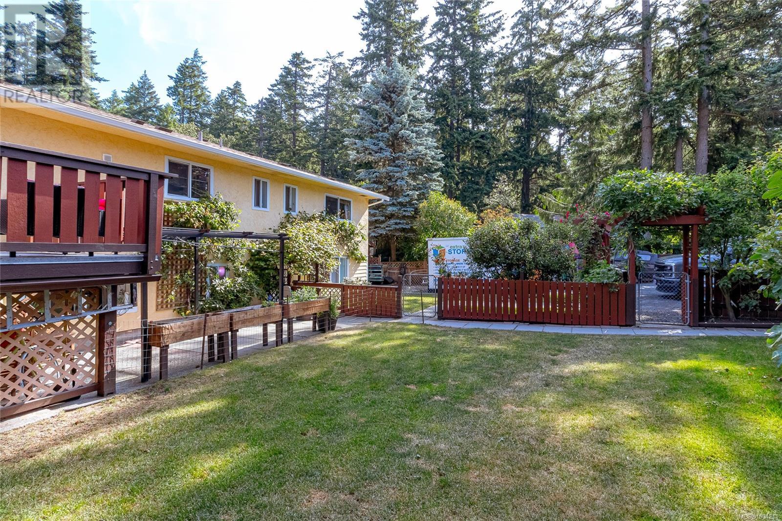 Photo 40 of 409 Raynerwood Pl, Colwood BC