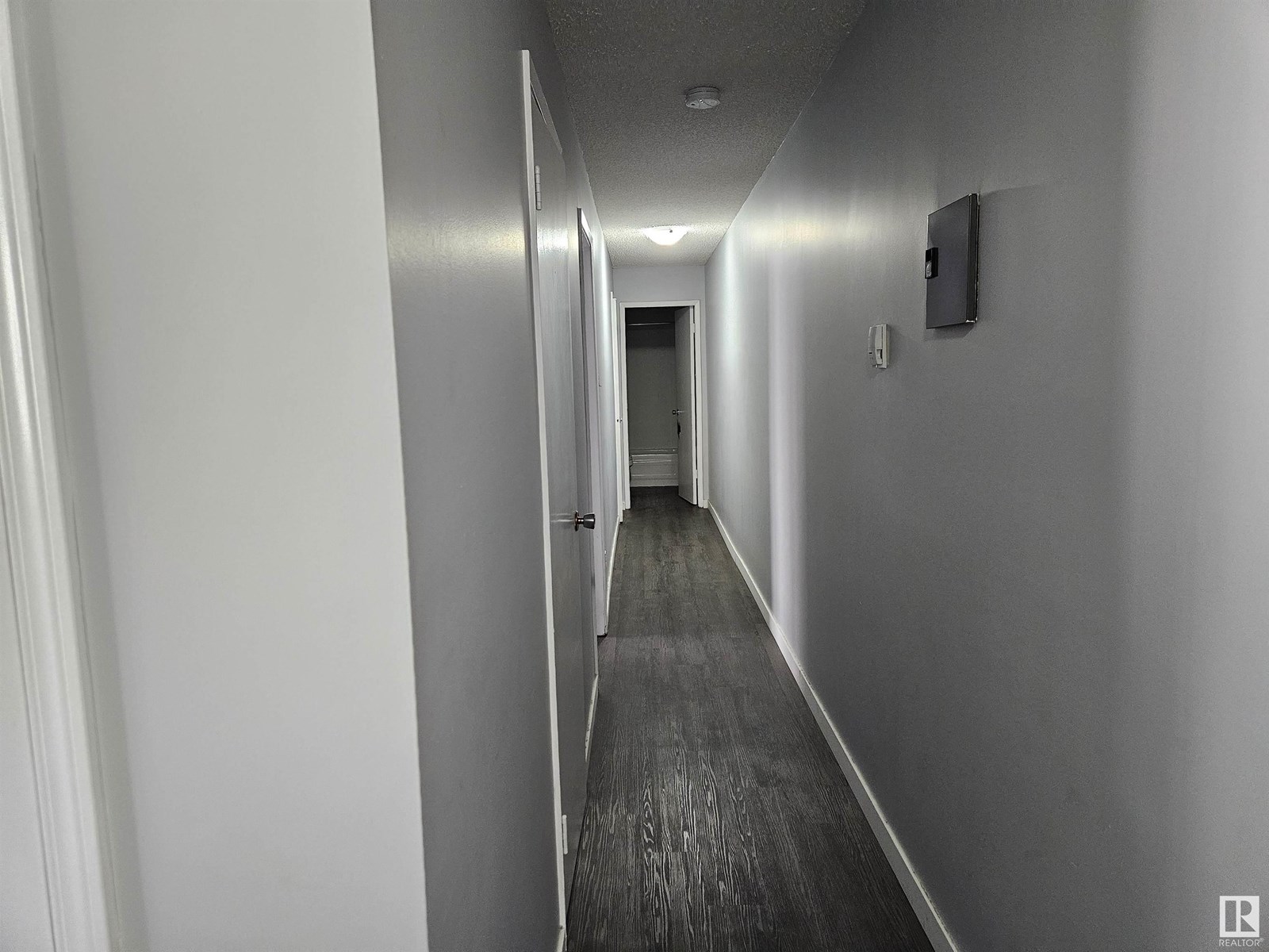 Photo 15 of 10725 83 Av Nw, Edmonton AB