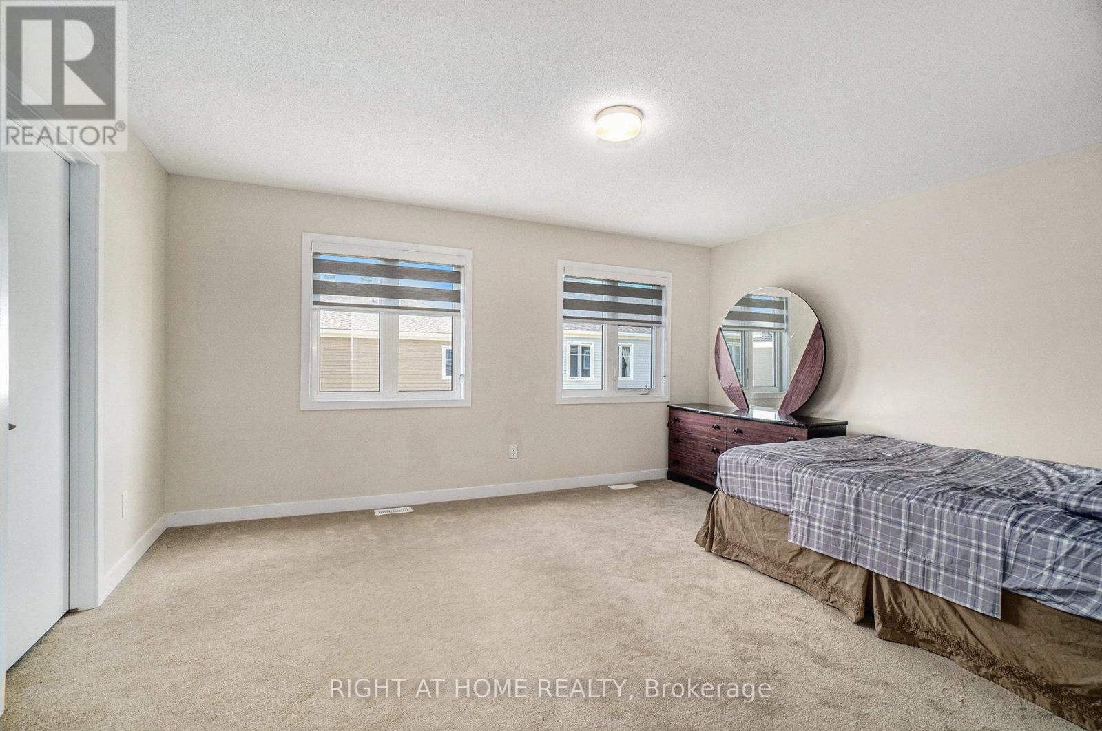 Photo 17 of 657 Terrier Circle, Ottawa ON