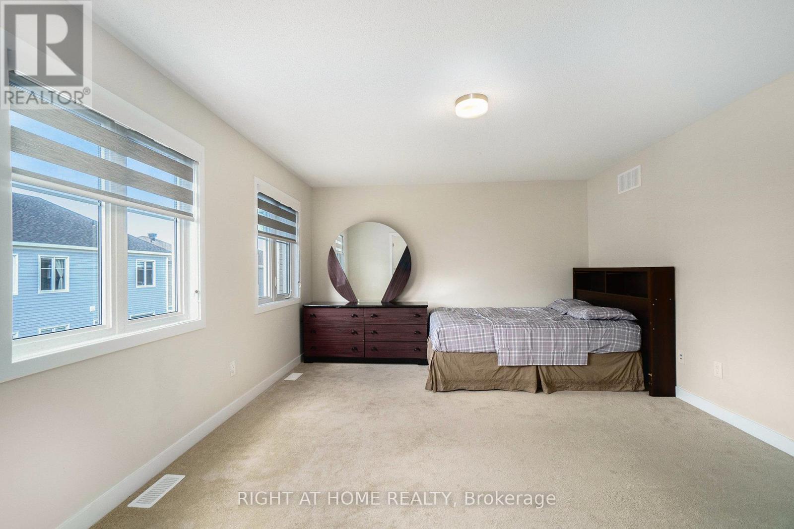 Photo 14 of 657 Terrier Circle, Ottawa ON