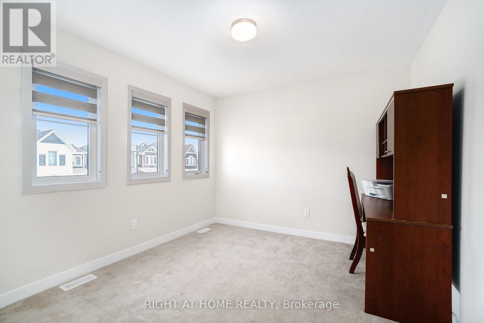 Photo 23 of 657 Terrier Circle, Ottawa ON
