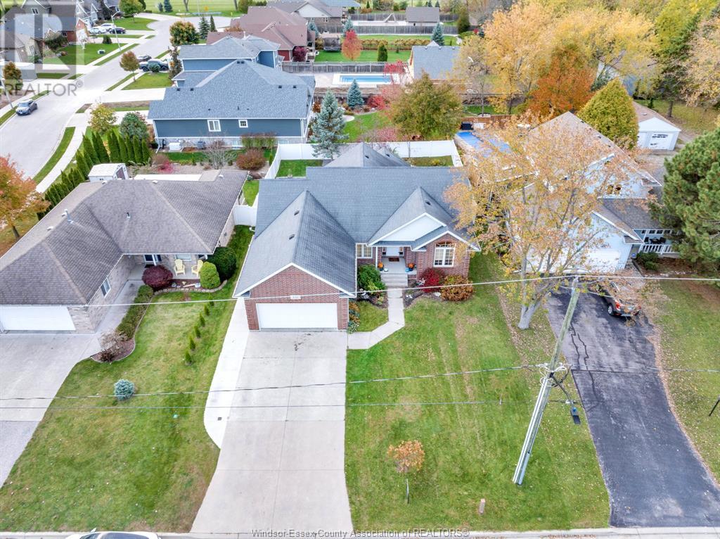 Photo 25 of 132 Prince Albert Street North, Kingsville ON