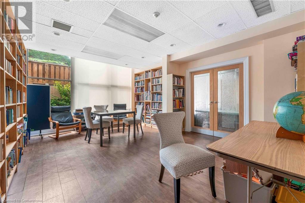 Photo 28 of 65 Scadding Avenue Unit 811, Toronto ON