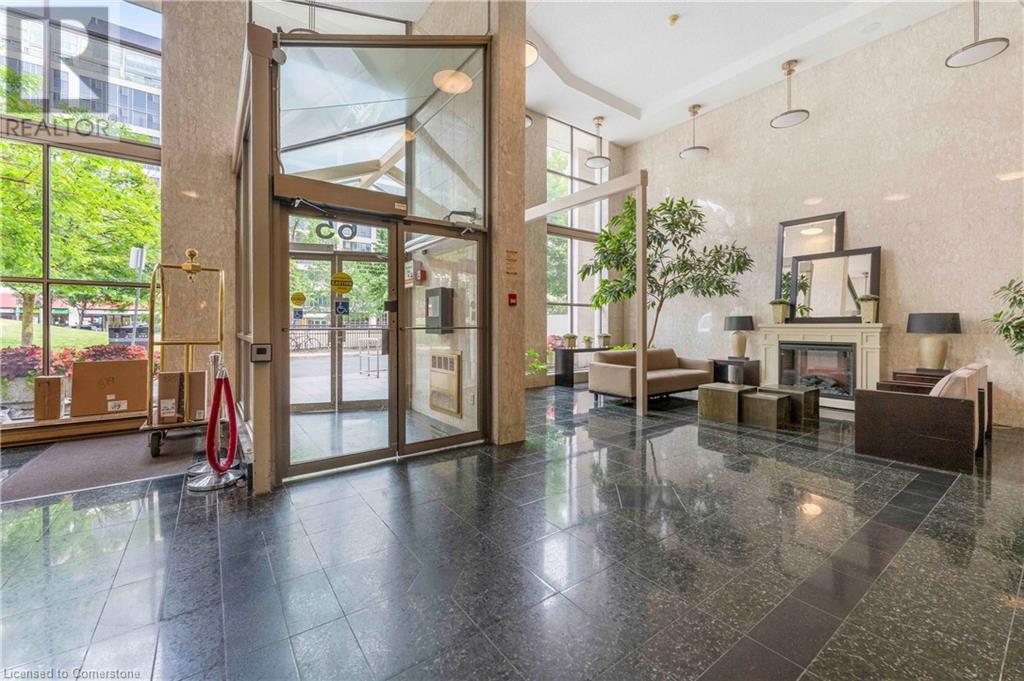 Photo 25 of 65 Scadding Avenue Unit 811, Toronto ON