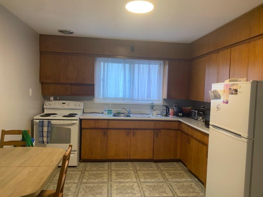 Photo 2 of 477 Boyd Avenue, Winnipeg MB