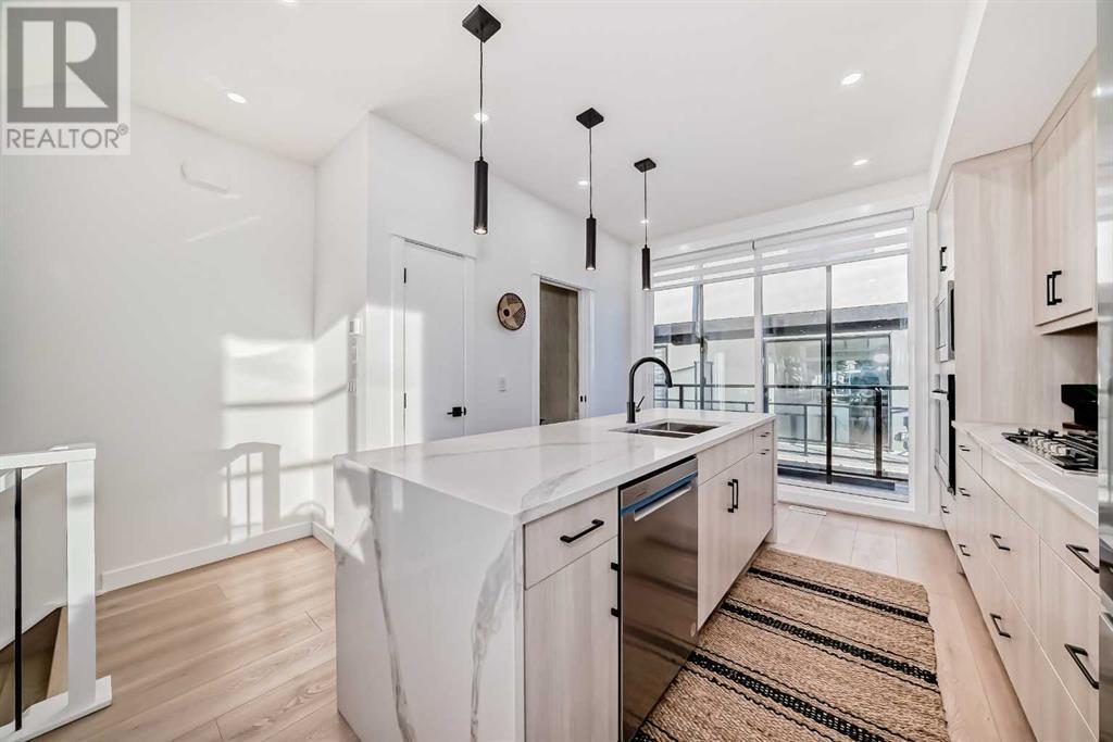 Photo 18 of 3349 Spruce Drive Sw, Calgary AB