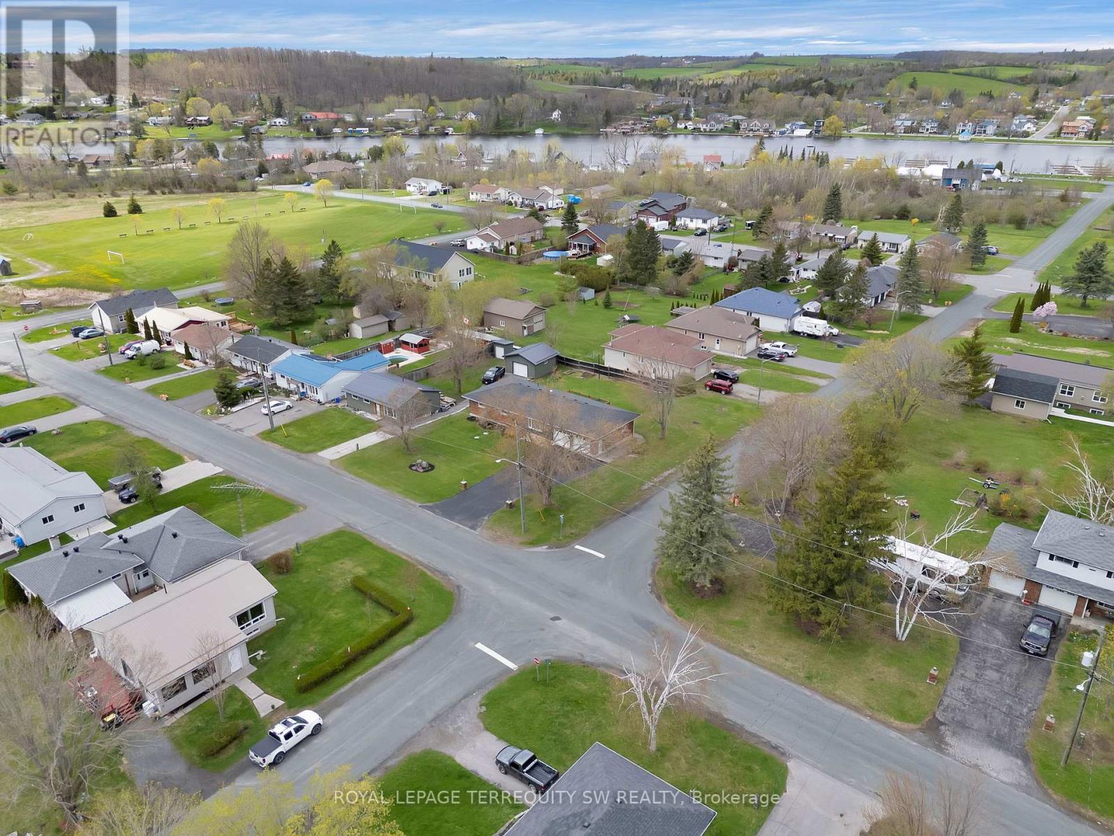 Photo 42 of 35 Queen Street W, Trent Hills ON