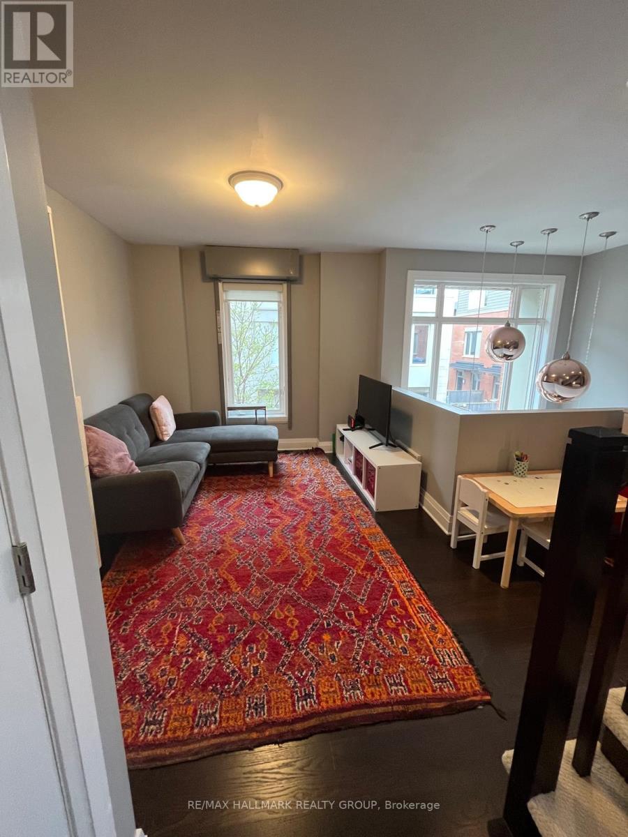 Photo 30 of 356 Ravenhill Avenue E, Ottawa ON