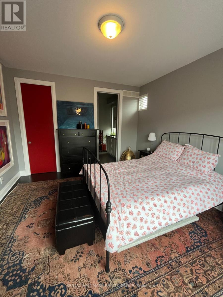 Photo 26 of 356 Ravenhill Avenue E, Ottawa ON