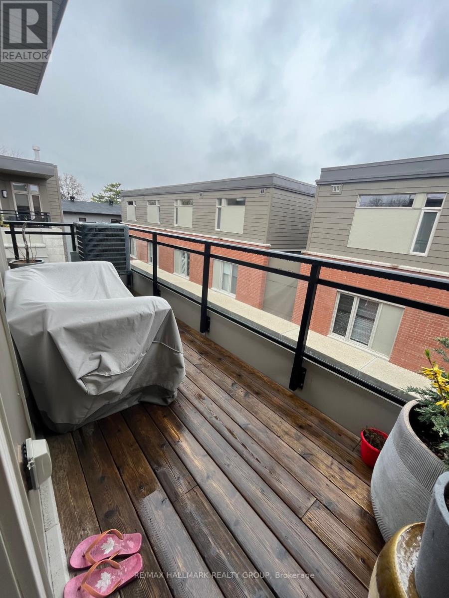 Photo 22 of 356 Ravenhill Avenue E, Ottawa ON