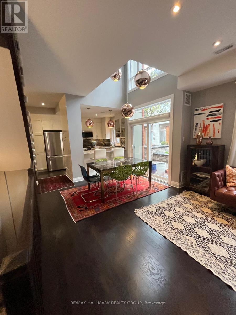 Photo 16 of 356 Ravenhill Avenue E, Ottawa ON
