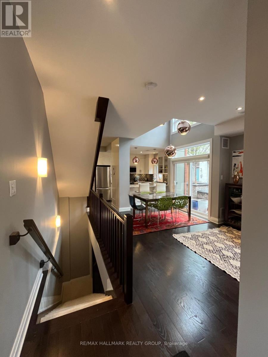 Photo 20 of 356 Ravenhill Avenue E, Ottawa ON