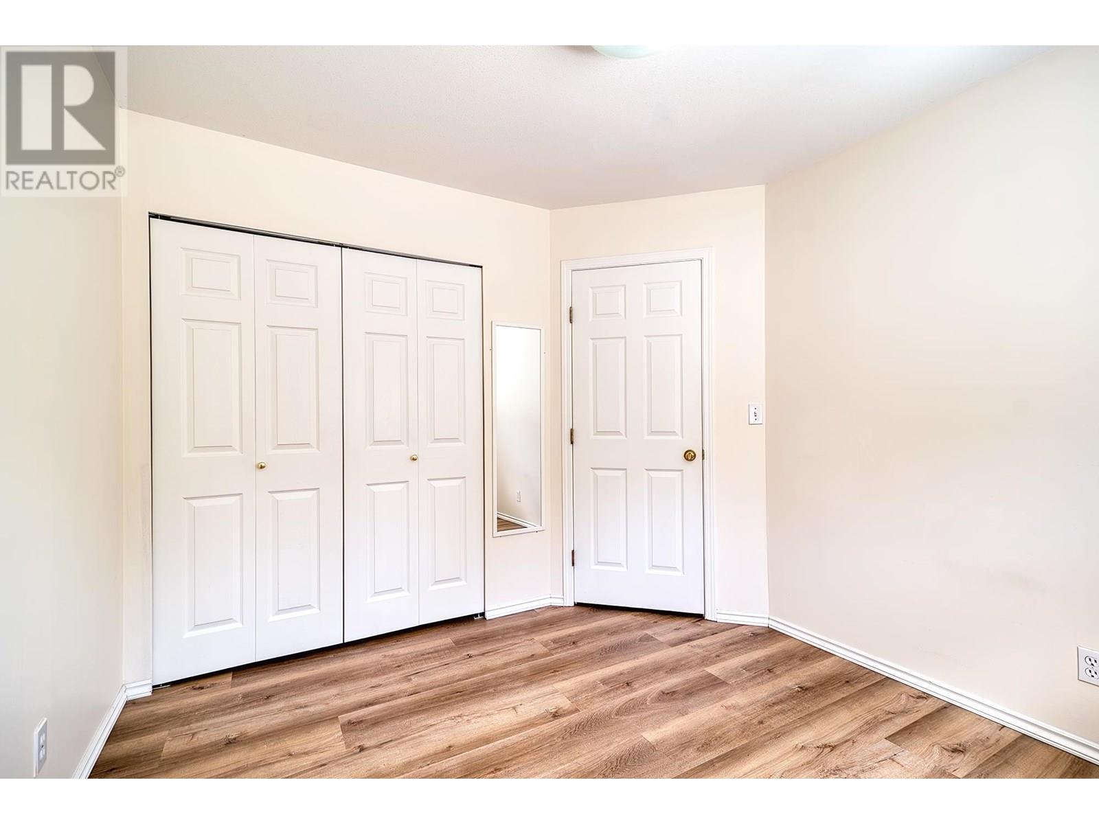 5833 HERON PLACE, Sechelt