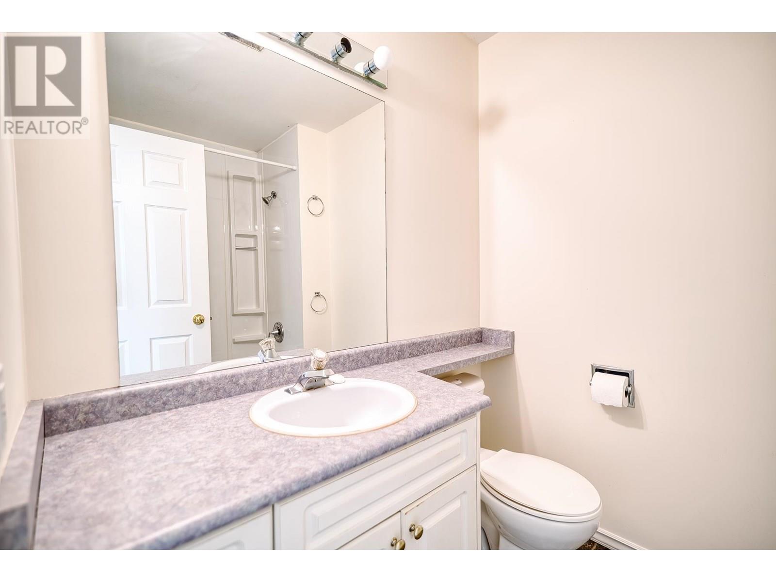5833 HERON PLACE, Sechelt