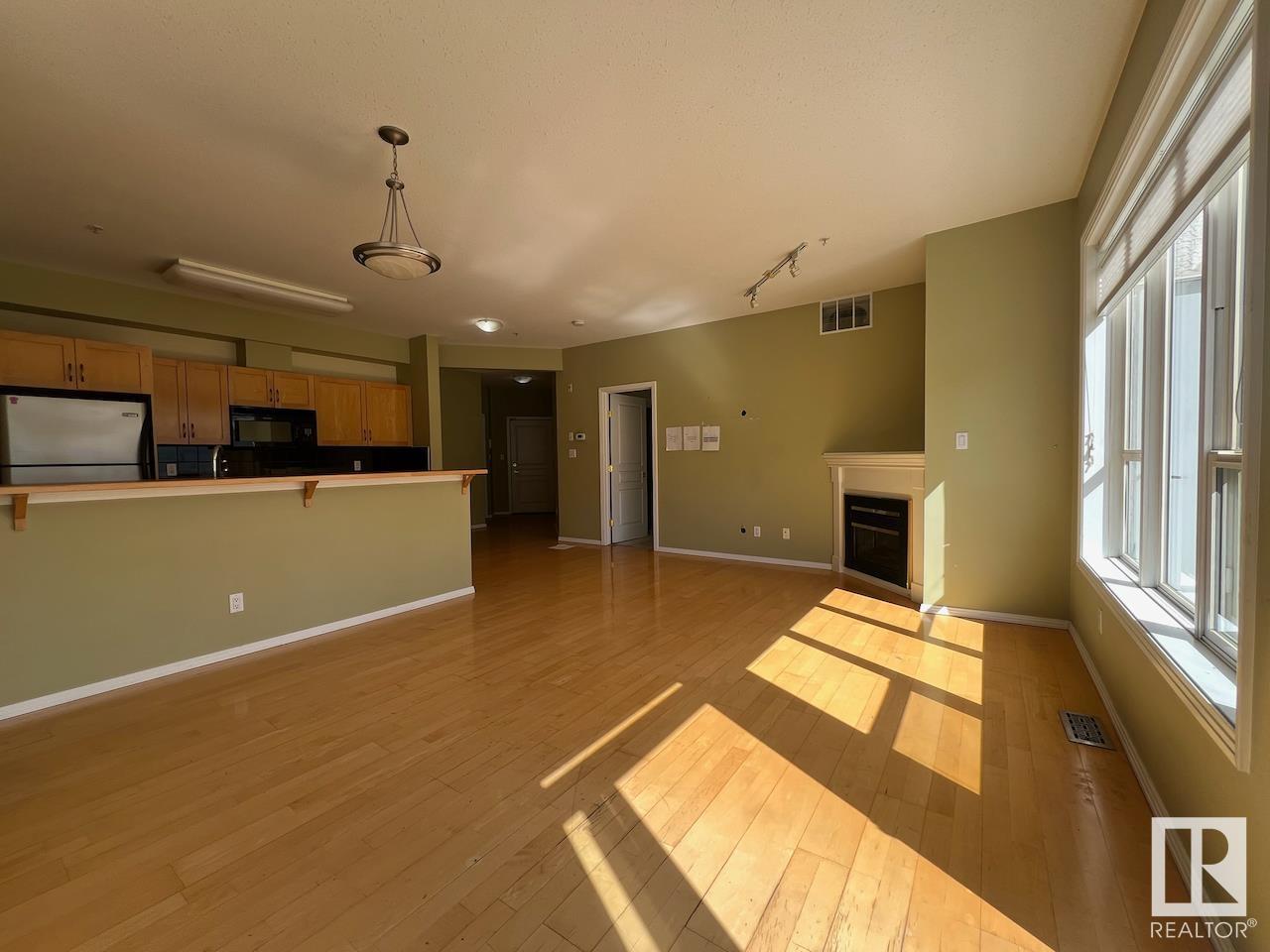 Photo 21 of 532 10023 110 St Nw, Edmonton AB