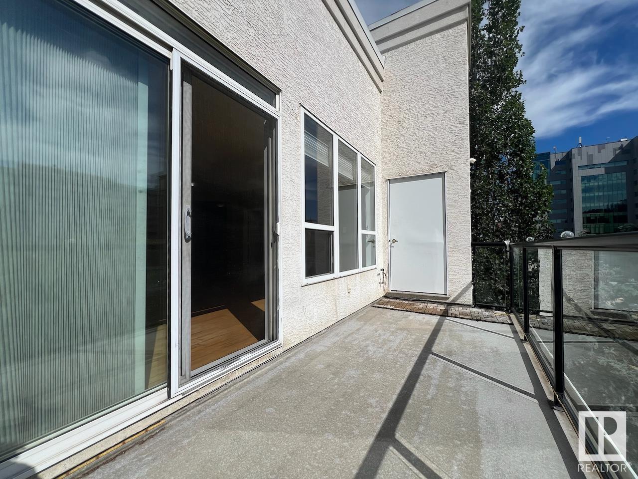 Photo 16 of 532 10023 110 St Nw, Edmonton AB