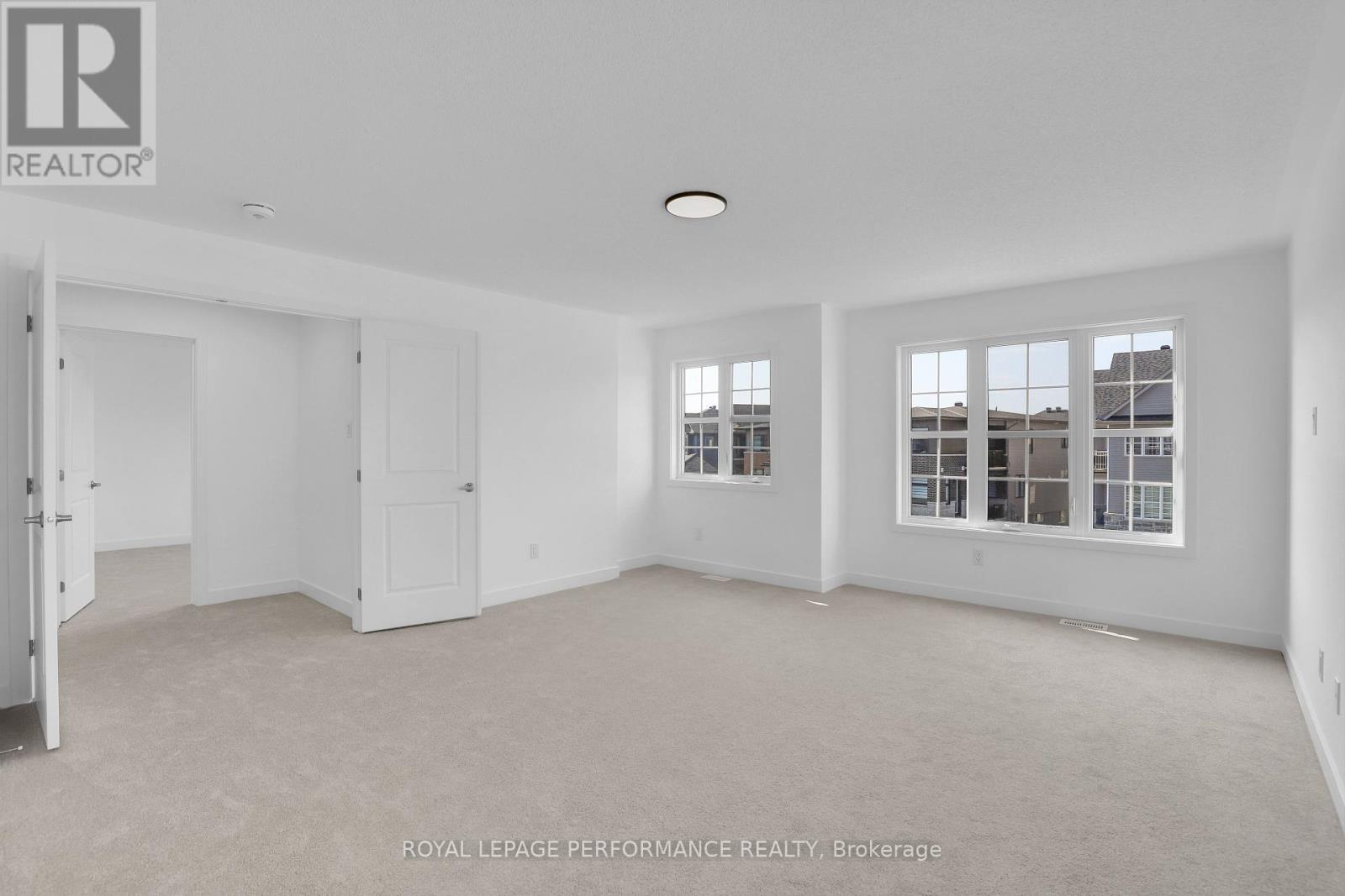Photo 17 of 918 Omagaki Way, Ottawa ON