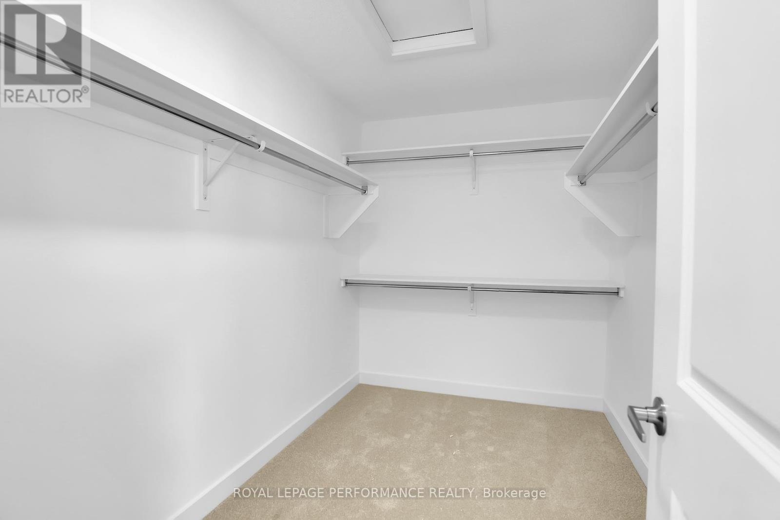 Photo 25 of 918 Omagaki Way, Ottawa ON