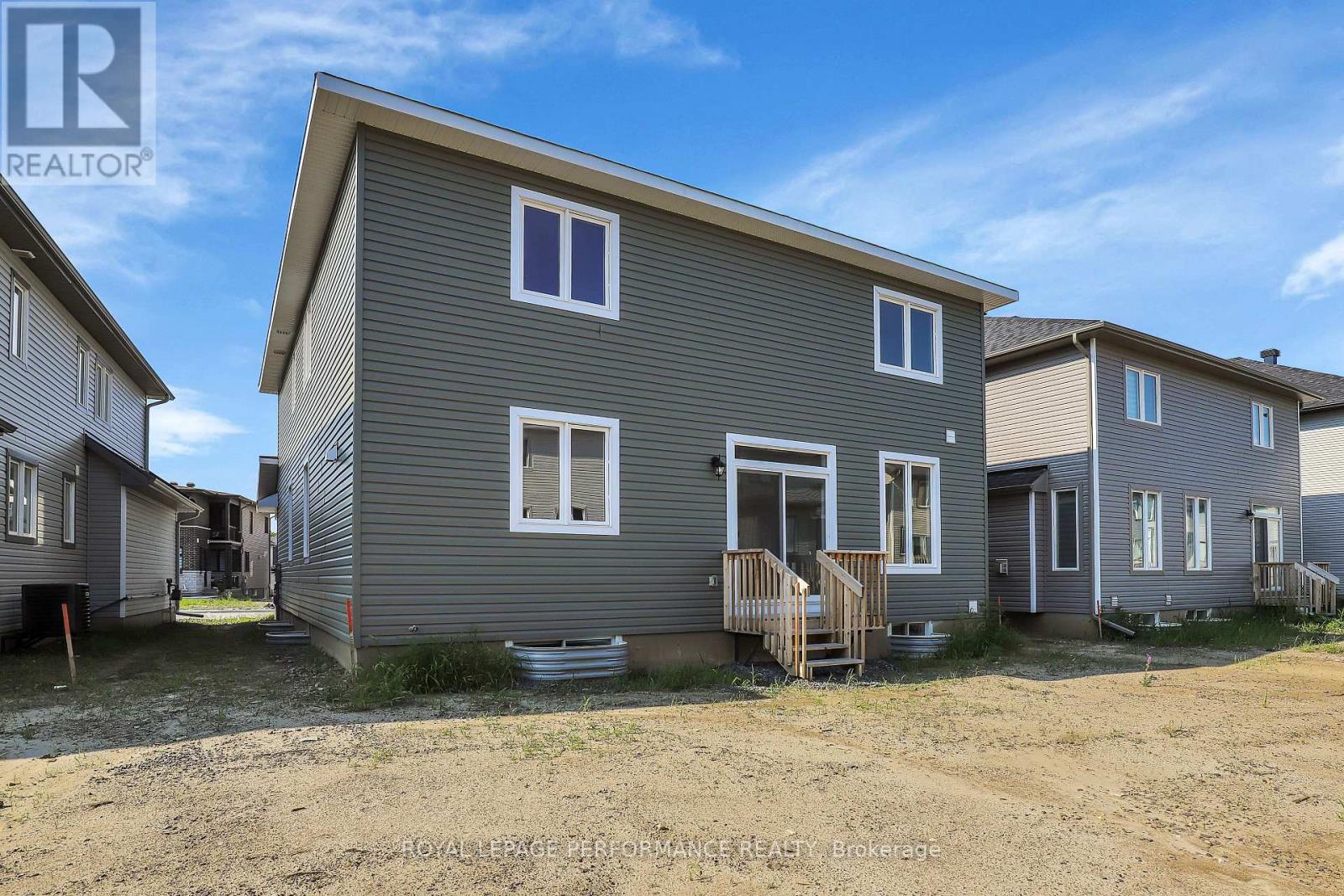Photo 8 of 918 Omagaki Way, Ottawa ON