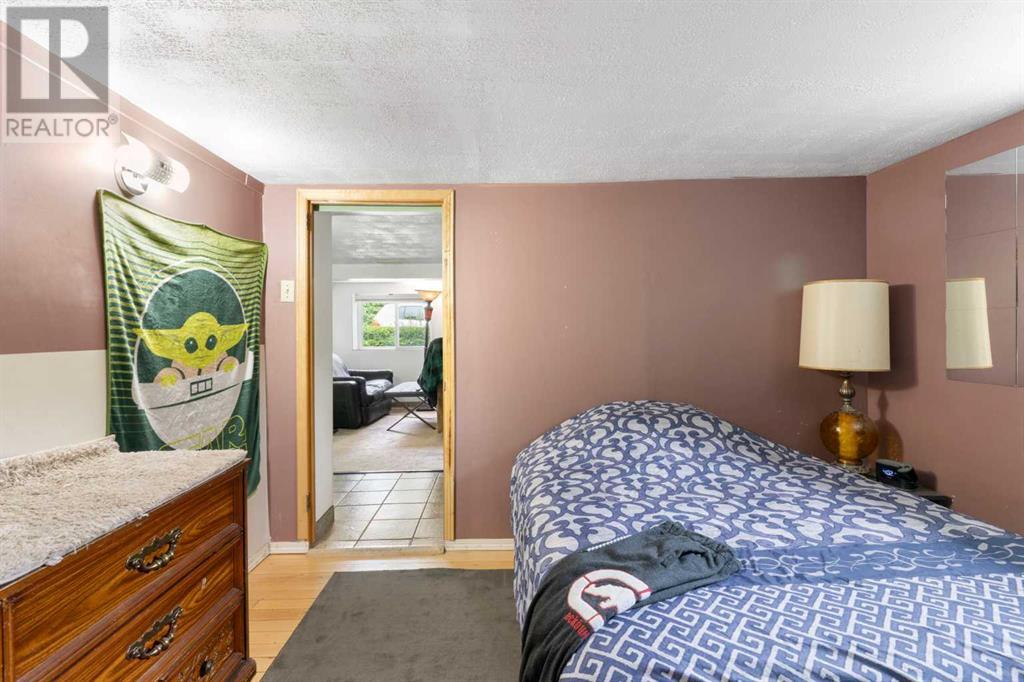 Single Family House Bungalow for Sale in   Avenue NW Capitol Hill Calgary 