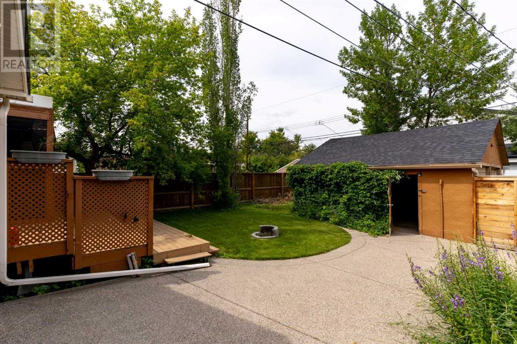 Single Family House Bungalow for Sale in   Avenue NW Capitol Hill Calgary 