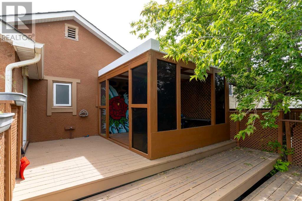 Single Family House Bungalow for Sale in   Avenue NW Capitol Hill Calgary 