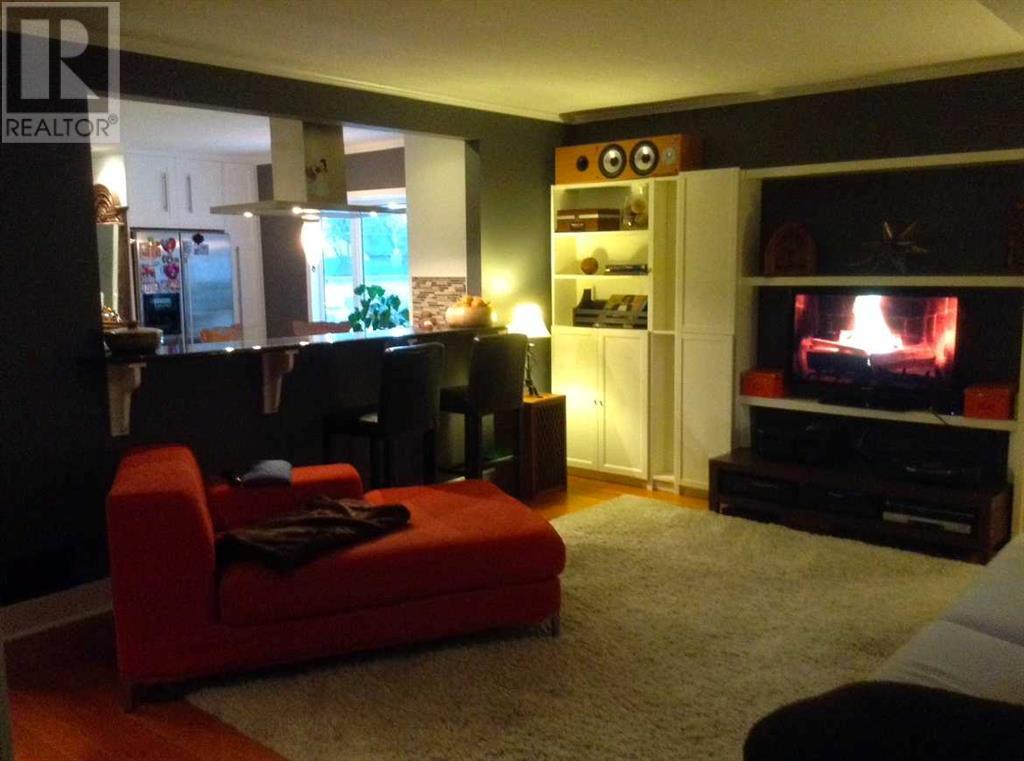 Single Family House Bungalow for Sale in   Avenue NW Capitol Hill Calgary 