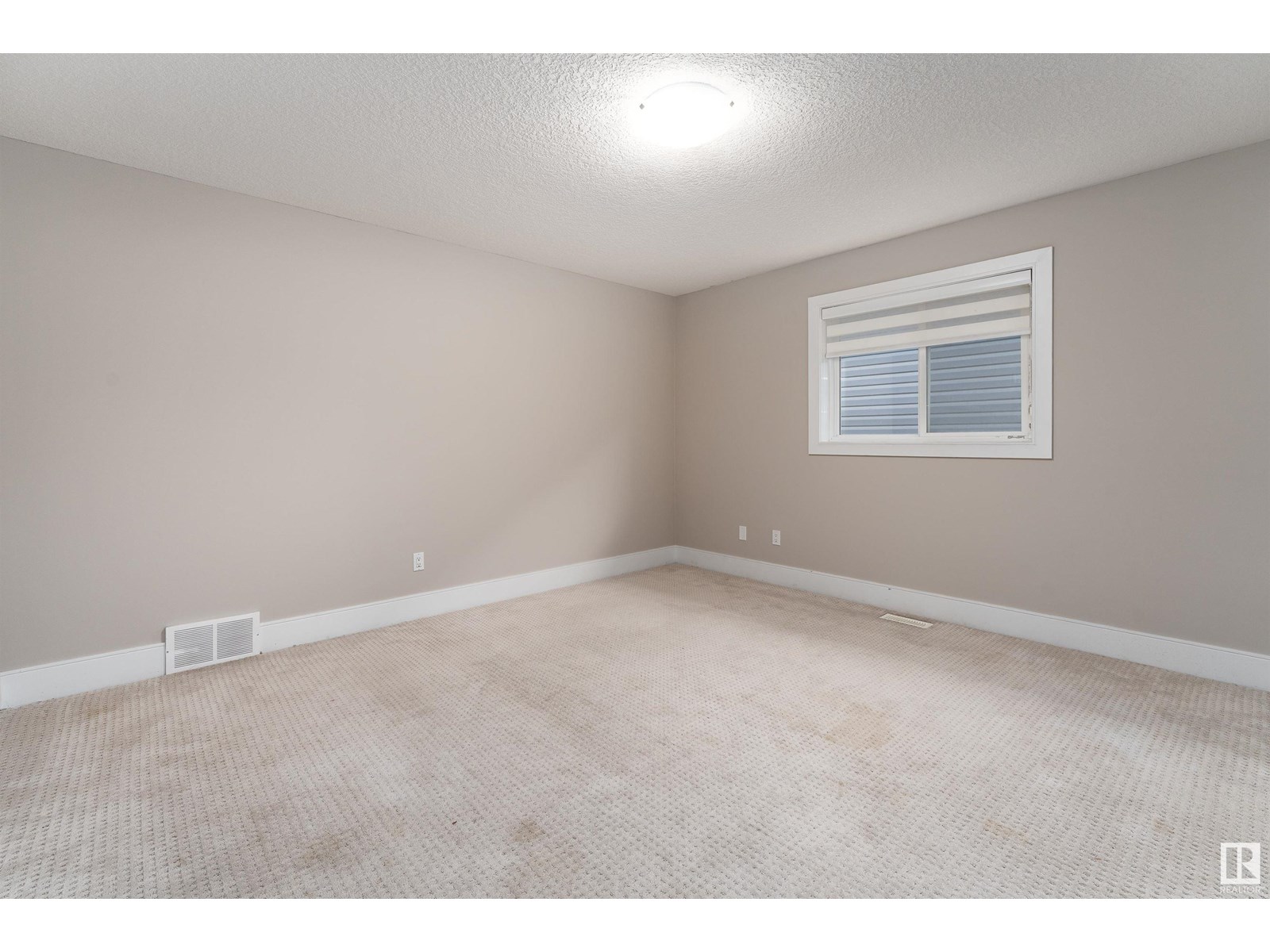 Photo 59 of 2422 Ashcraft Cr Sw, Edmonton AB