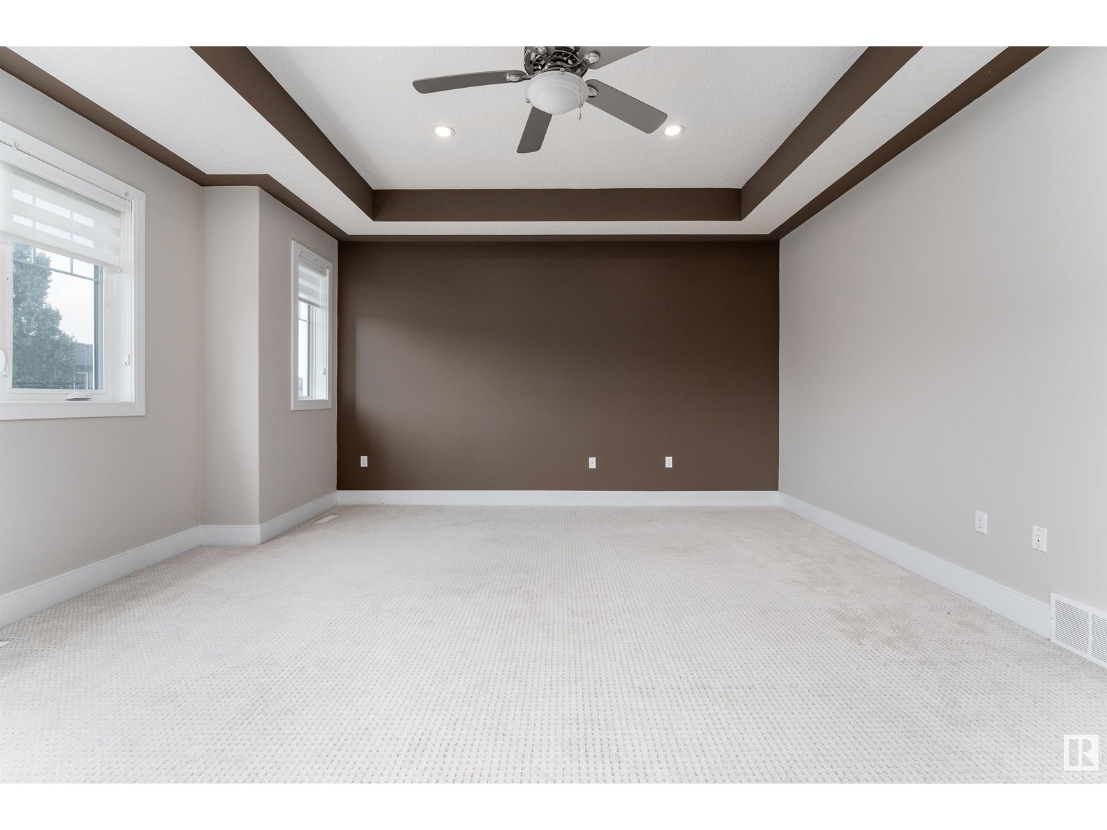 Photo 29 of 2422 Ashcraft Cr Sw, Edmonton AB