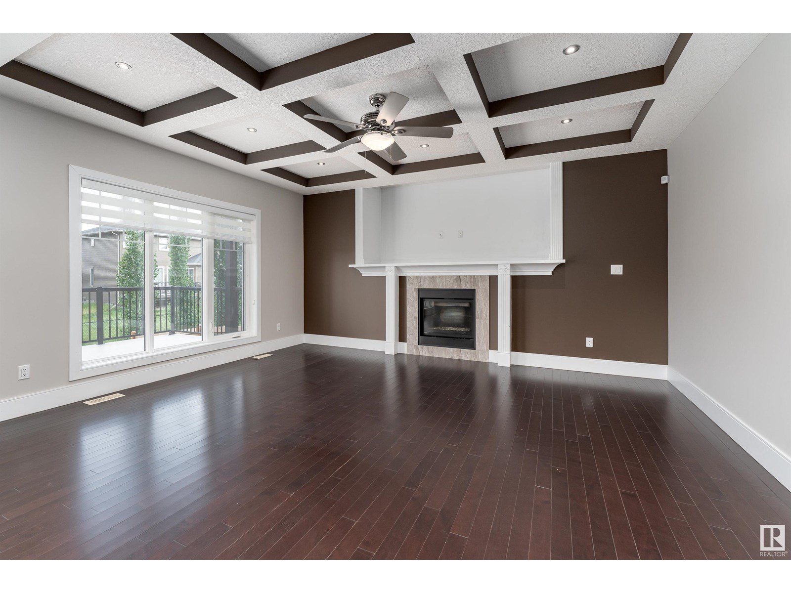 Photo 11 of 2422 Ashcraft Cr Sw, Edmonton AB
