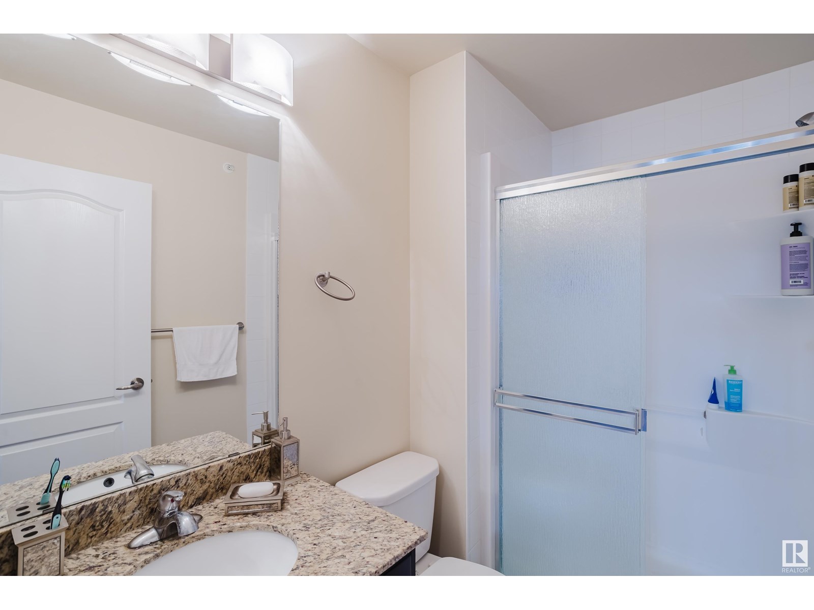 Photo 26 of 415 12650 142 Av Nw, Edmonton AB