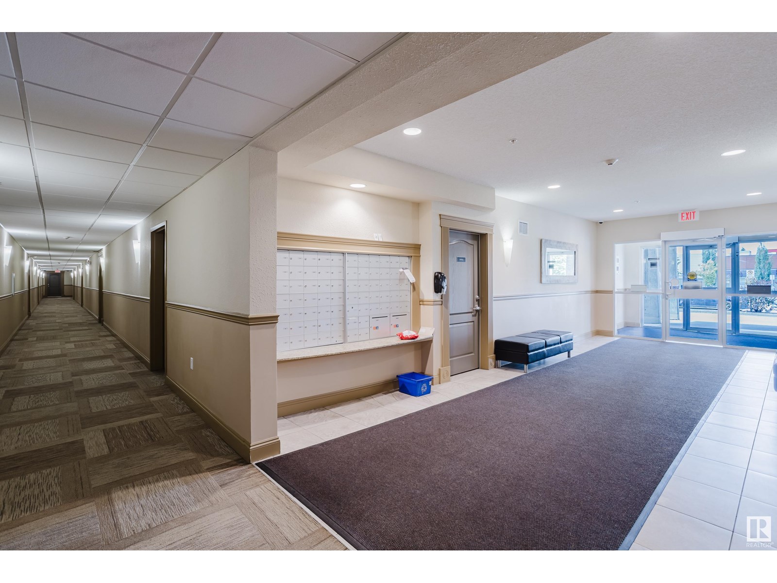 #415 12650 142 AV NW - 36