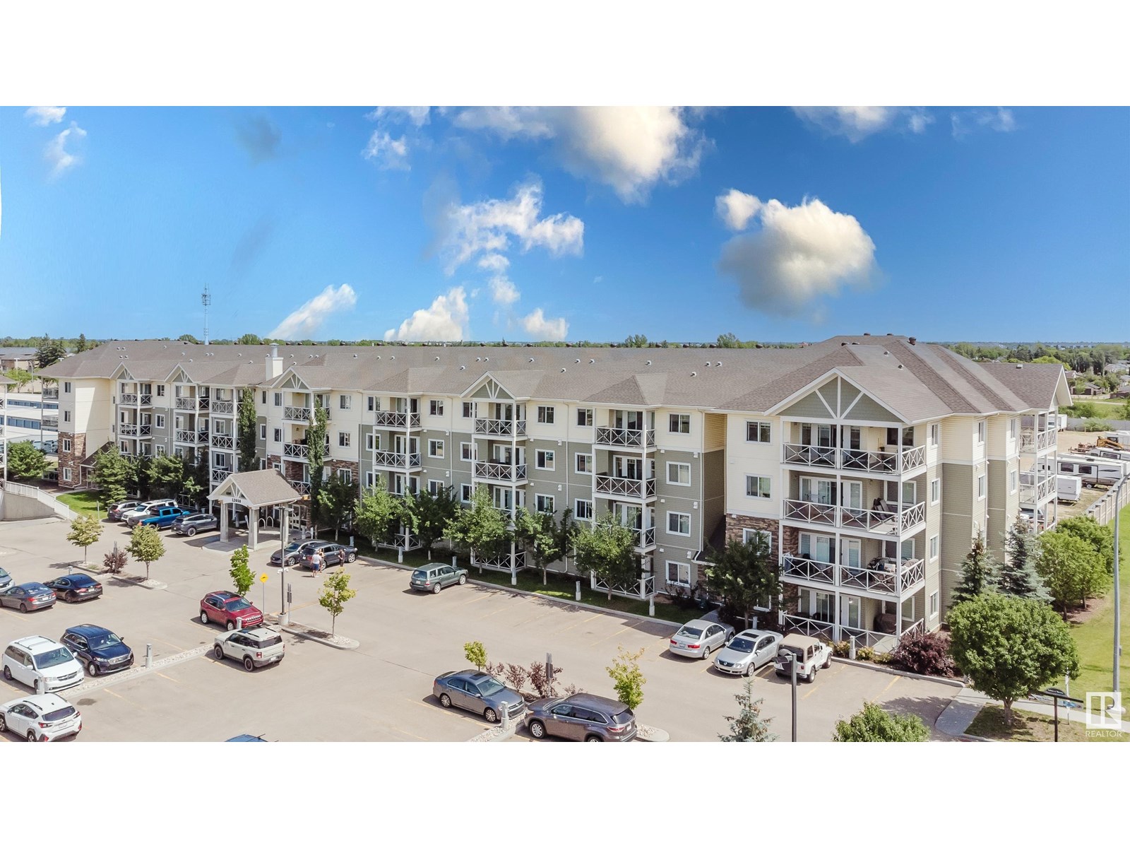 #415 12650 142 AV NW - 45