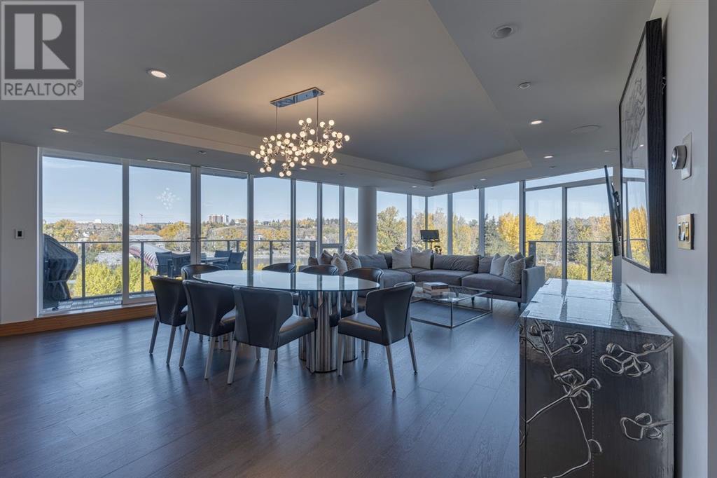 Single Family House for Sale in    Avenue SW Eau Claire Calgary 