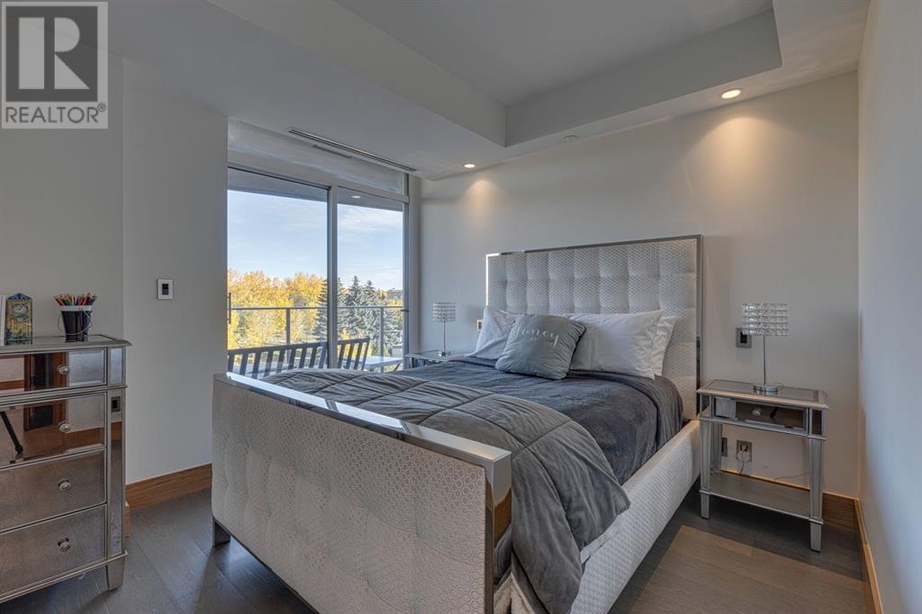 Single Family House for Sale in    Avenue SW Eau Claire Calgary 