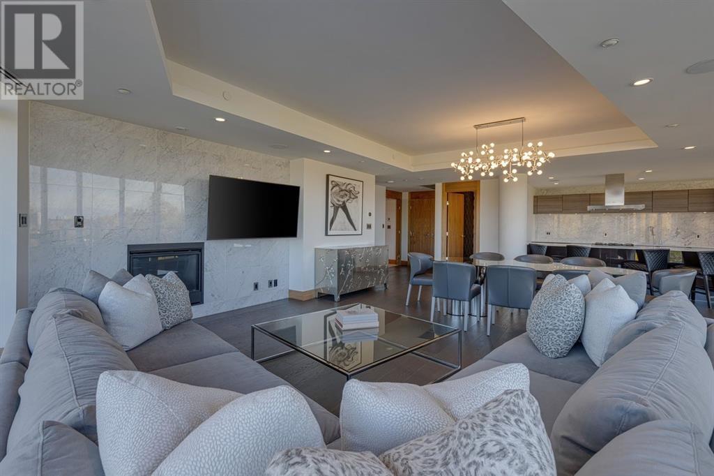 Single Family House for Sale in    Avenue SW Eau Claire Calgary 