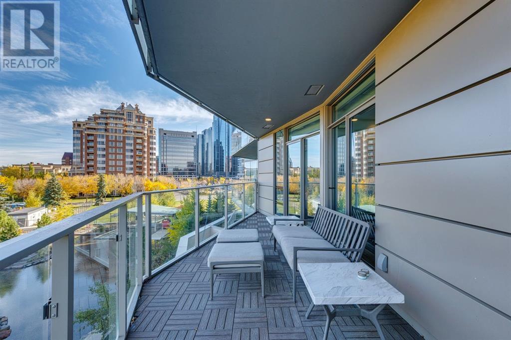 Single Family House for Sale in    Avenue SW Eau Claire Calgary 