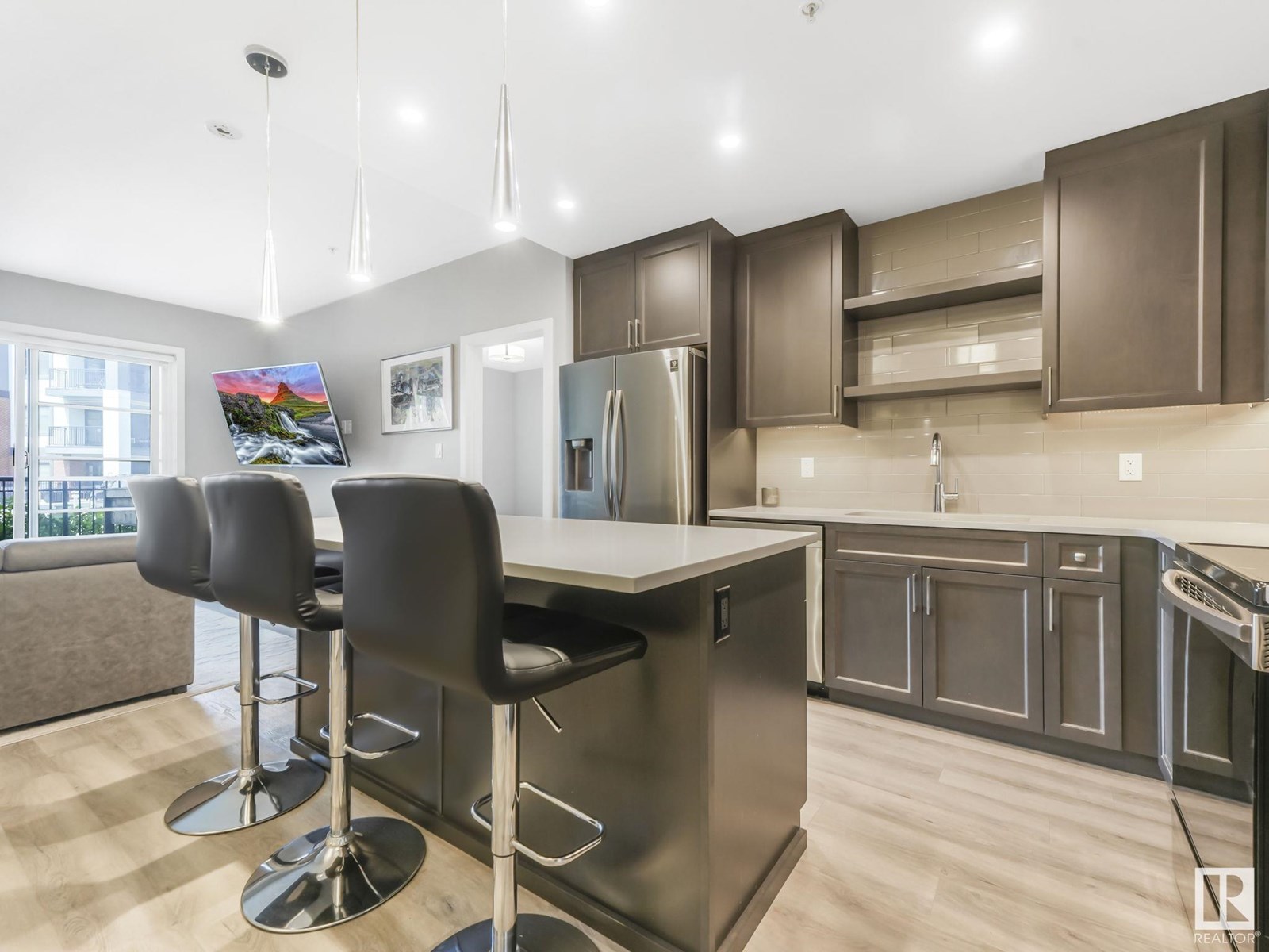 Photo 17 of 135 1154 Adamson Dr Sw, Edmonton AB